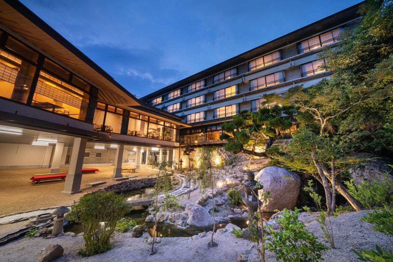 Miyajima Grand Hotel Arimoto Hatsukaichi Bagian luar foto