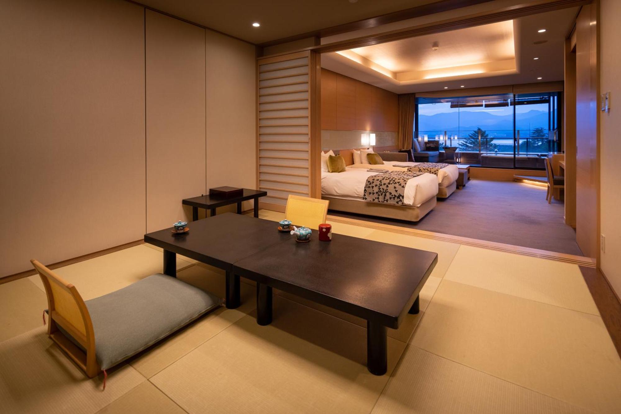 Miyajima Grand Hotel Arimoto Hatsukaichi Bagian luar foto